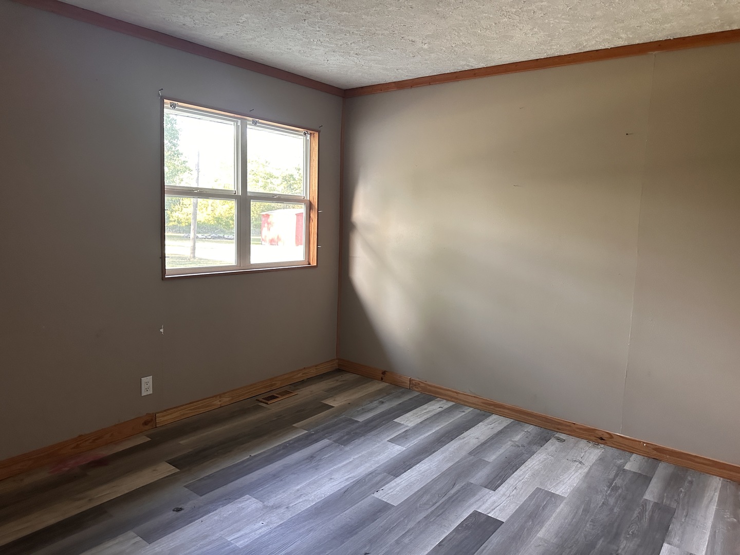 16 Turner Drive Property Photo 15