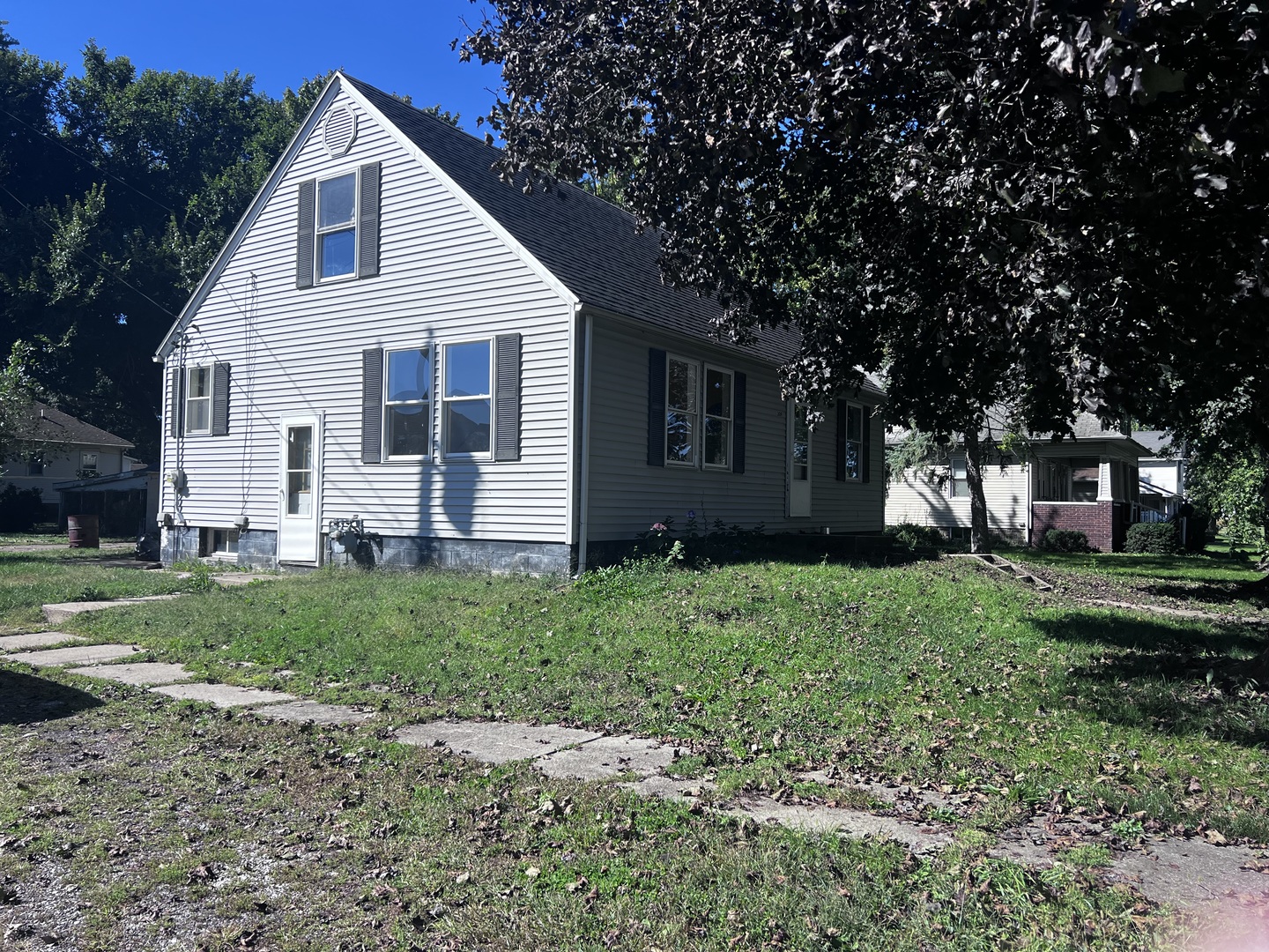 309 E Main Street Property Photo 1