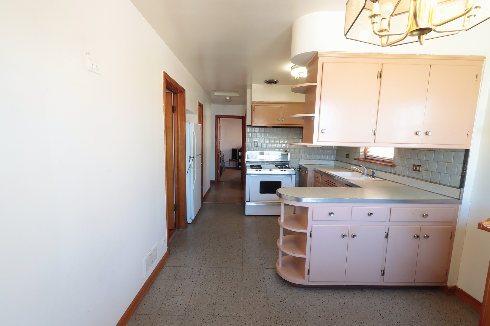 5735 S Moody Avenue Property Photo 16