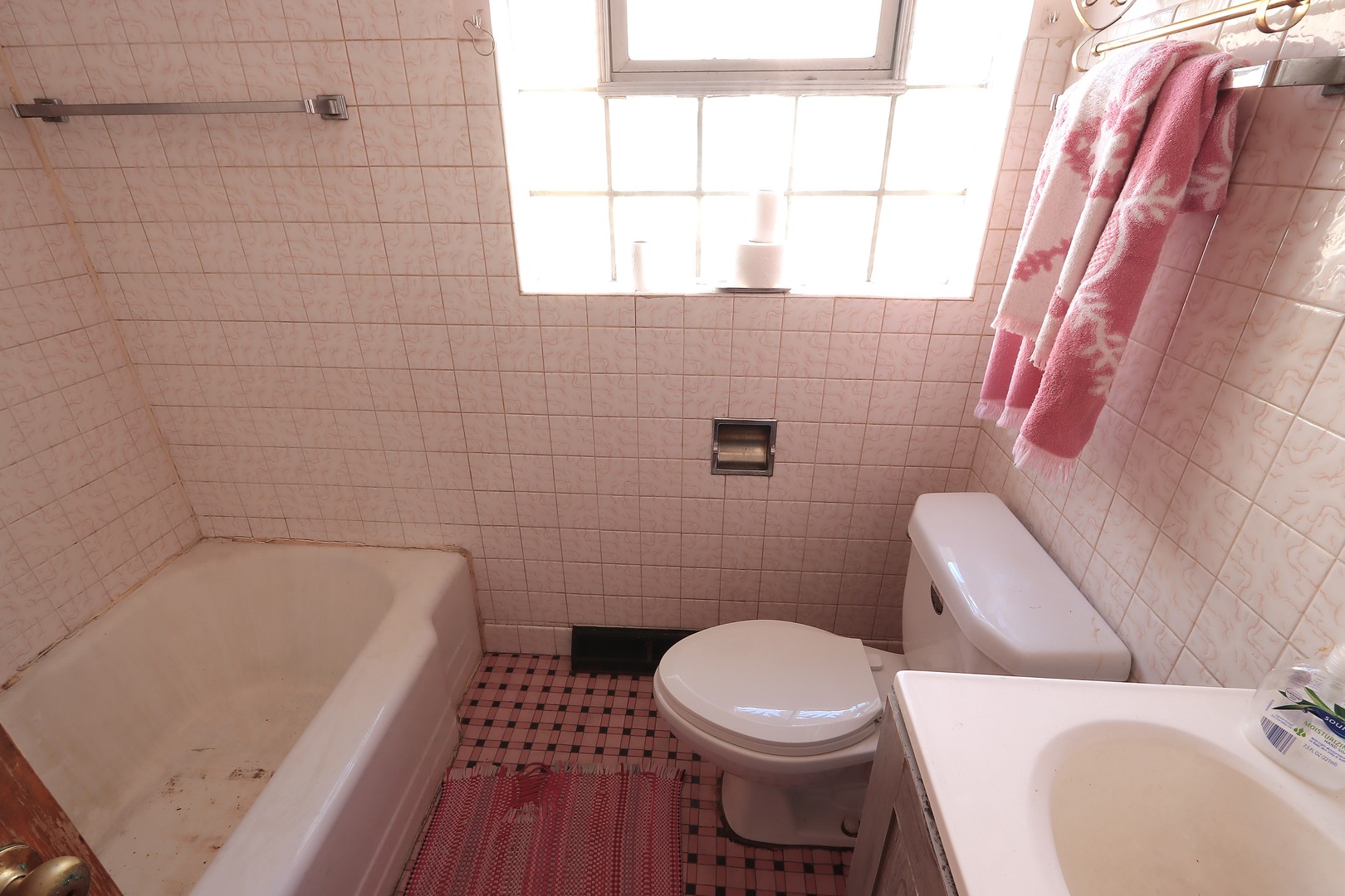 5735 S Moody Avenue Property Photo 23