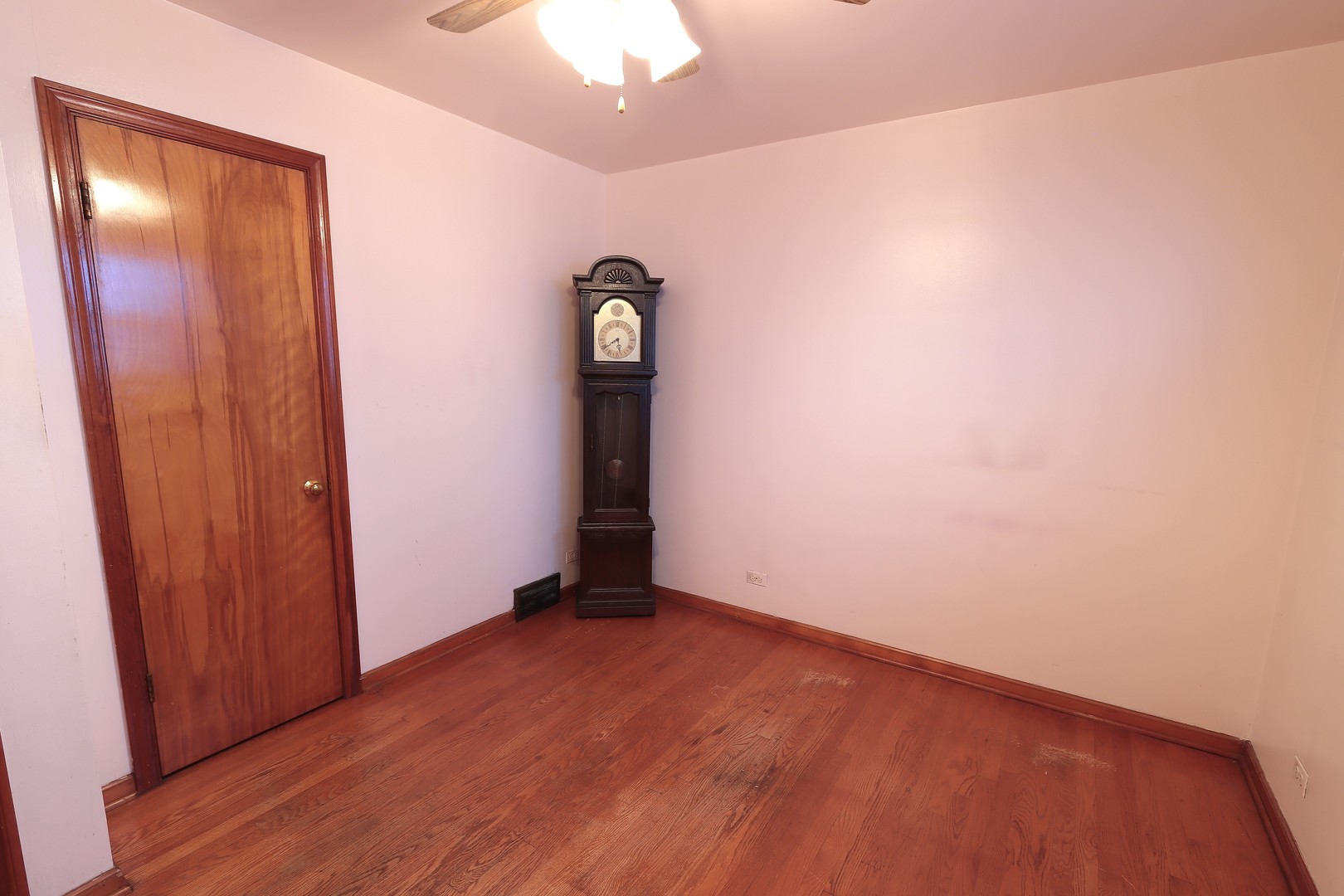 5735 S Moody Avenue Property Photo 30