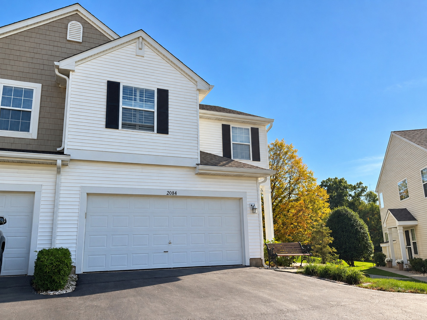 2084 Orchard Lane Property Photo 1