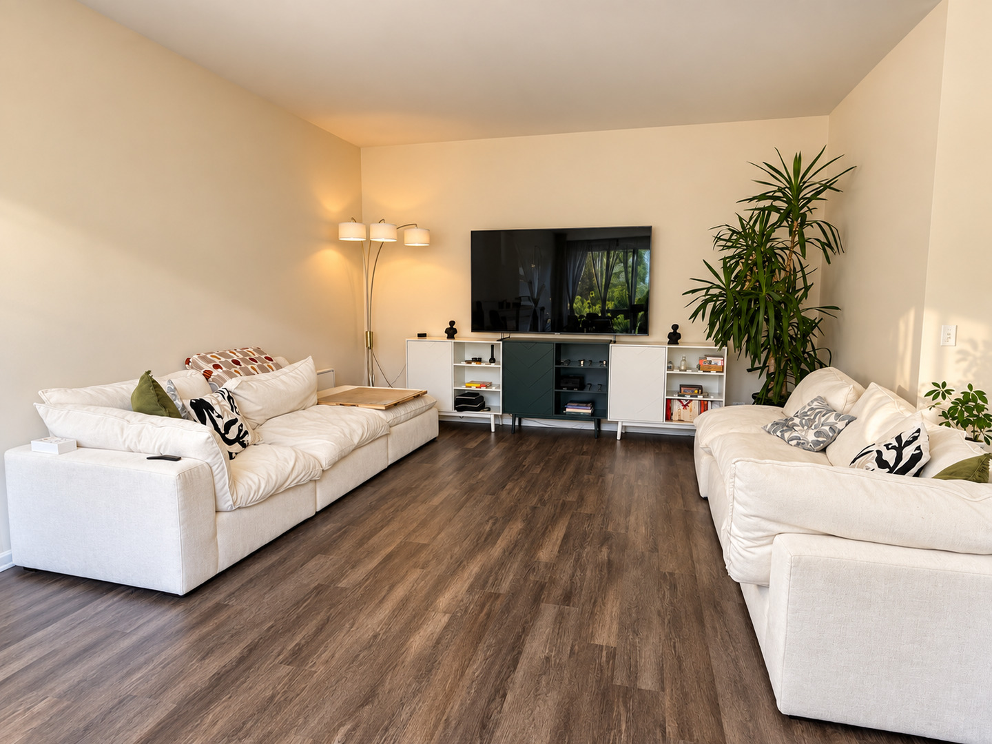 157 River Walk Court Property Photo 9