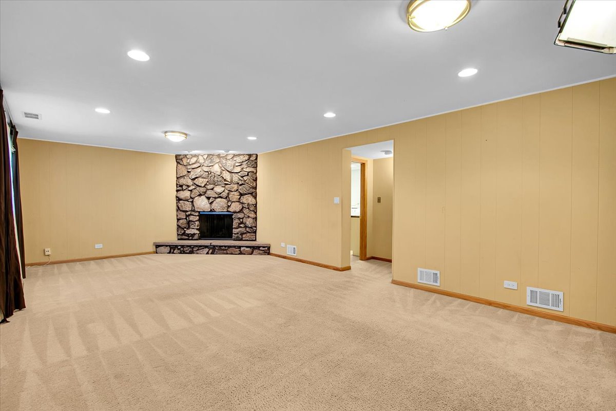 12776465 Property Photo 13