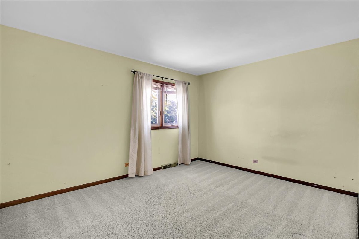 12776465 Property Photo 31