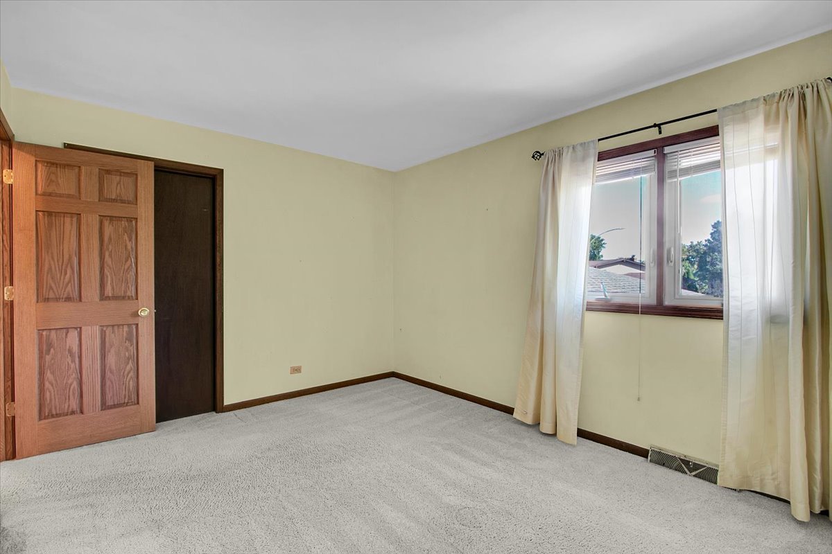 12776465 Property Photo 32