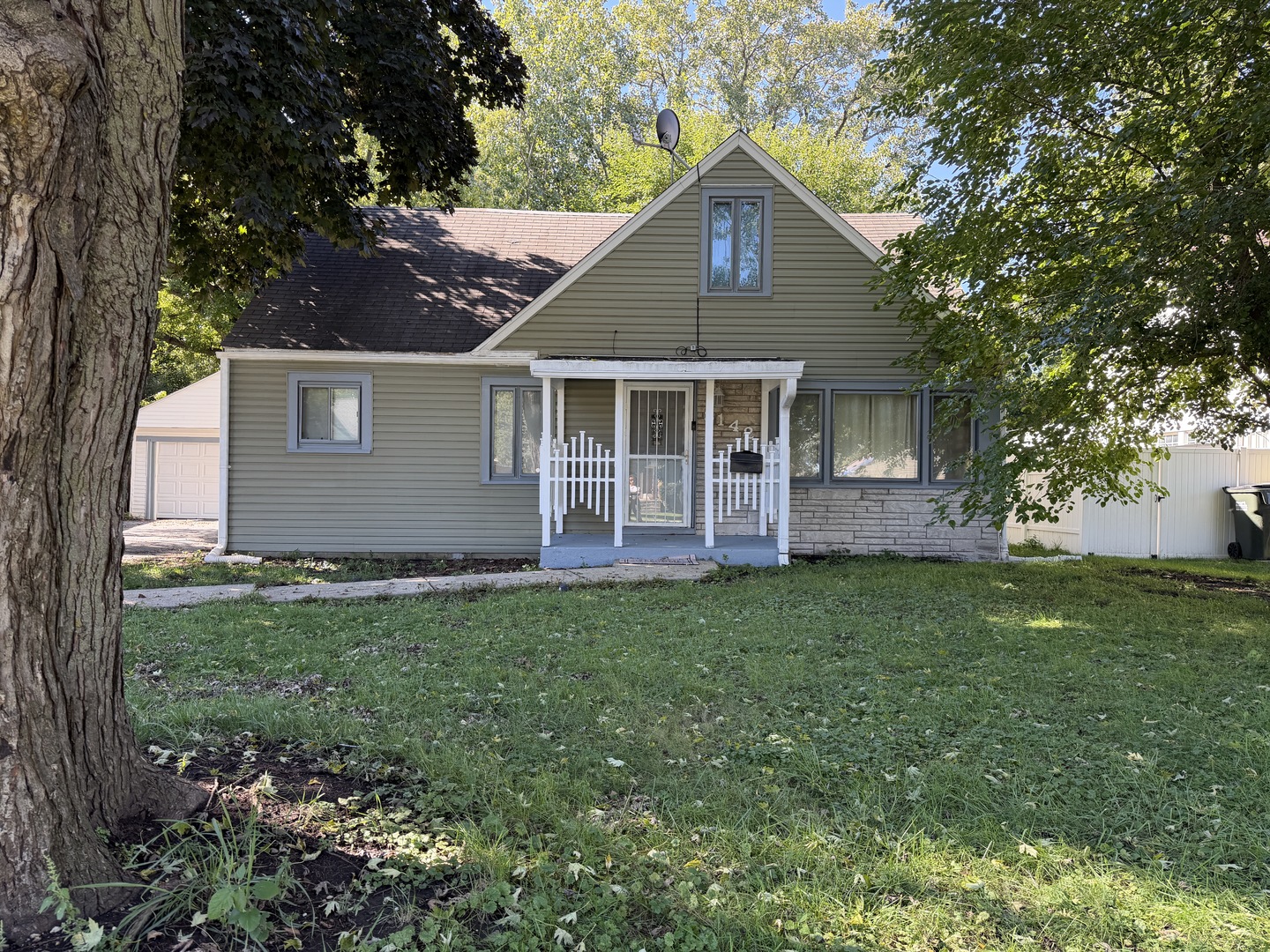3142 Marion Avenue Property Photo 1