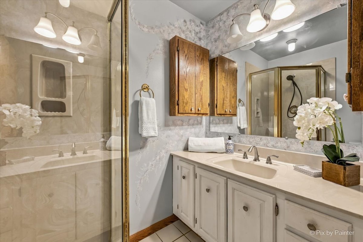 12776525 Property Photo 23