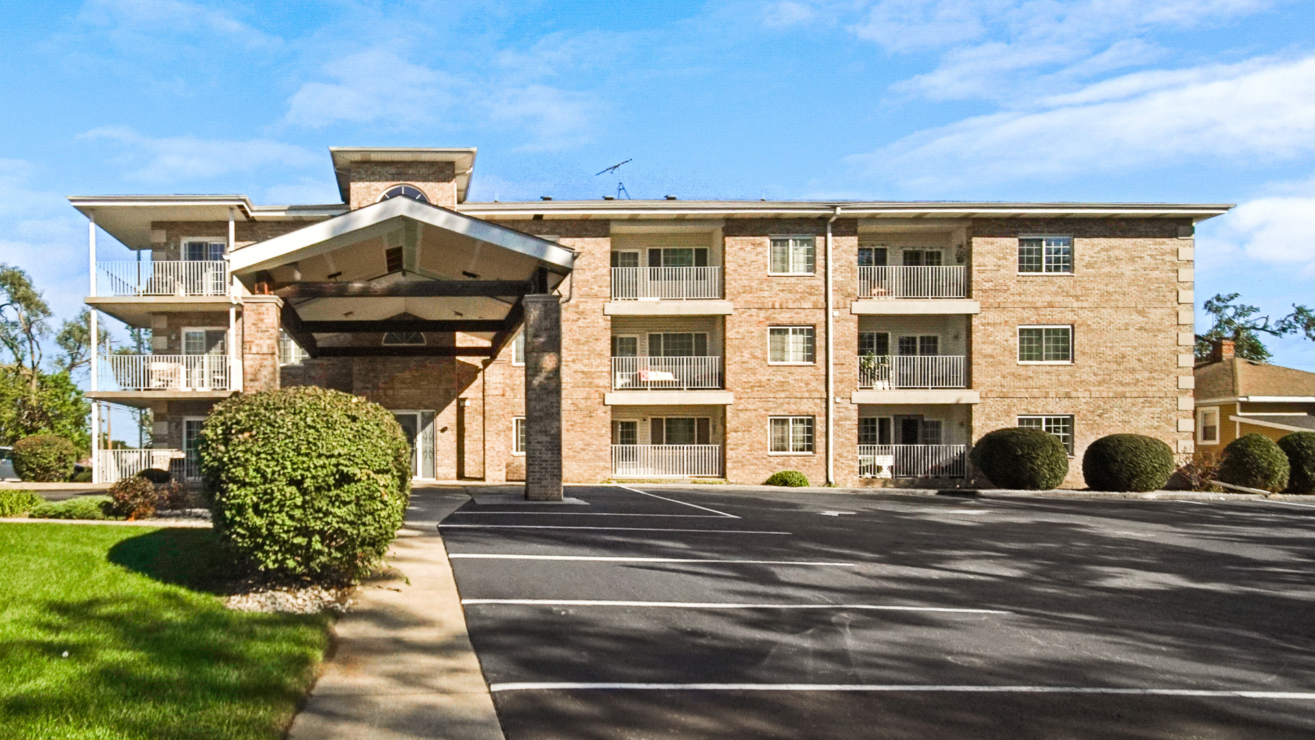 18216 Lange Street 1a Property Photo 1