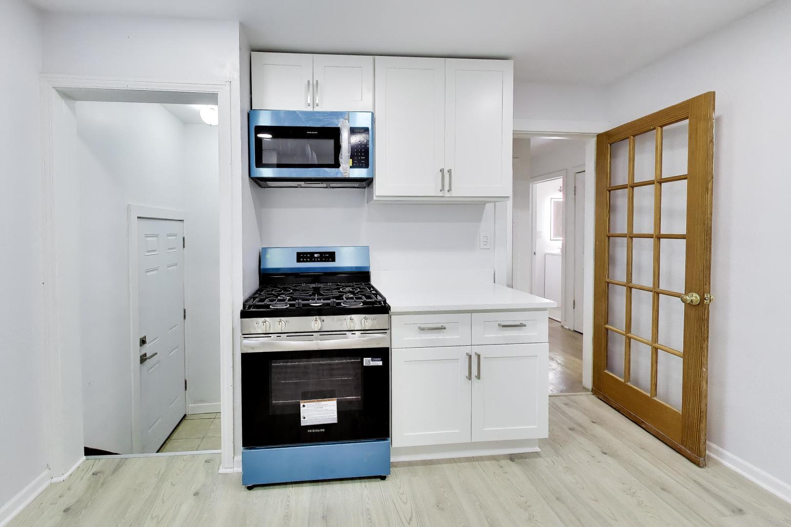 5142 Jarlath Avenue Property Photo 12
