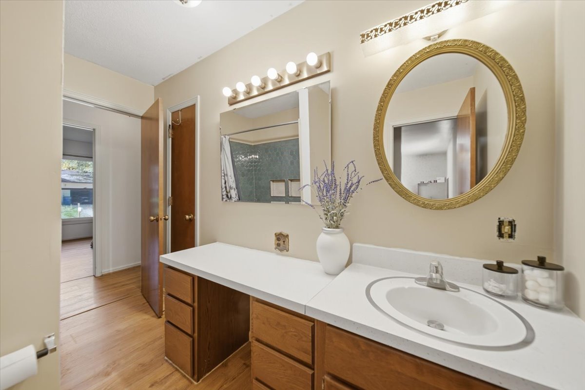 506 Judd Street Property Photo 10