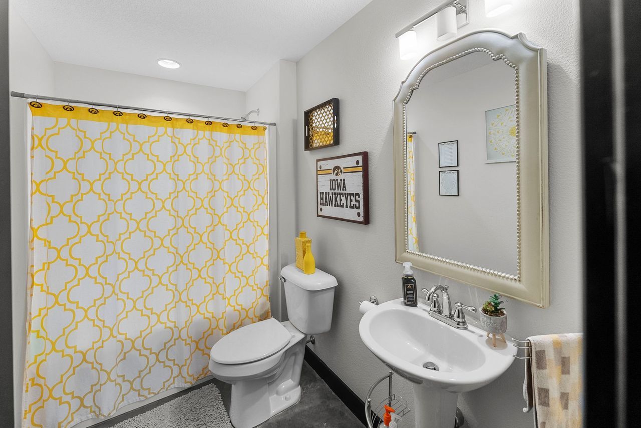 27086 238th Street Property Photo 51