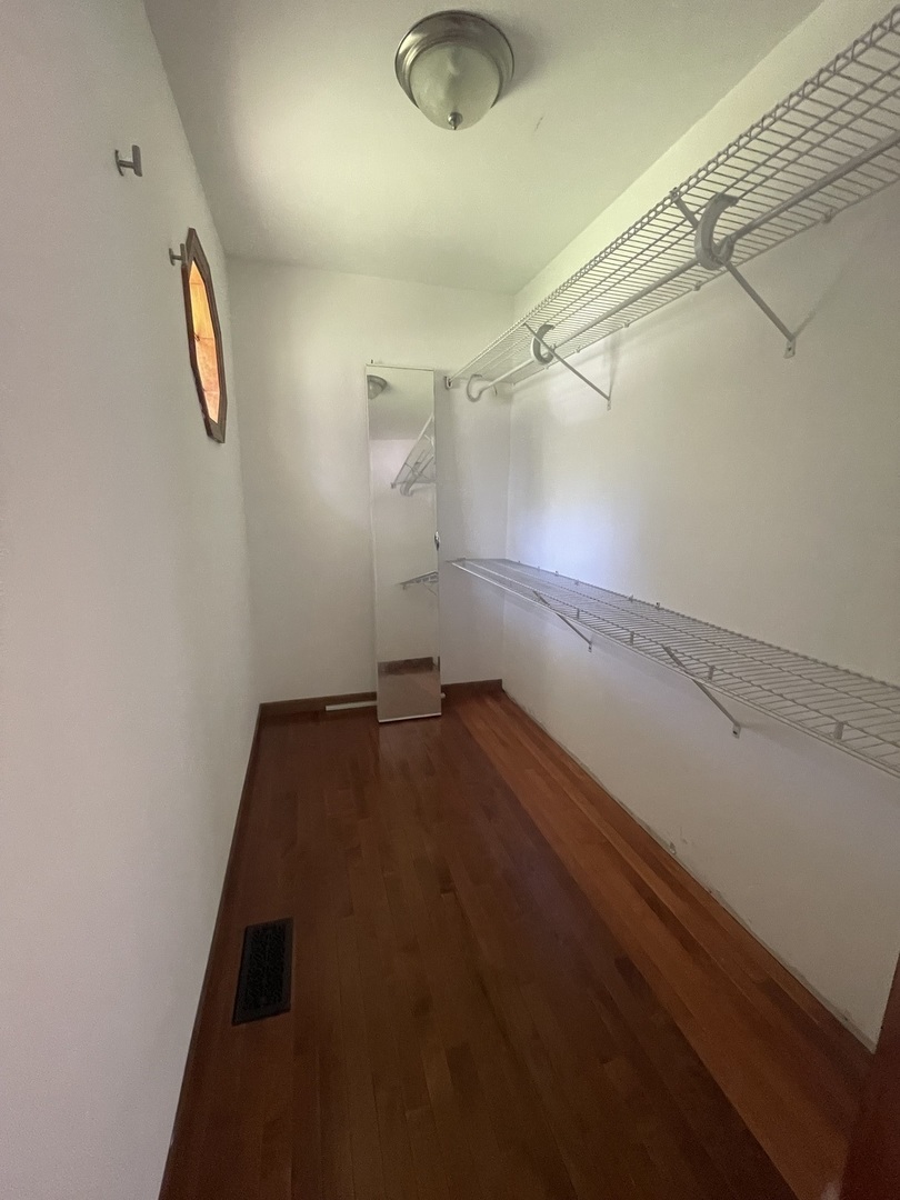 3118 Edgewood Drive Property Photo 7