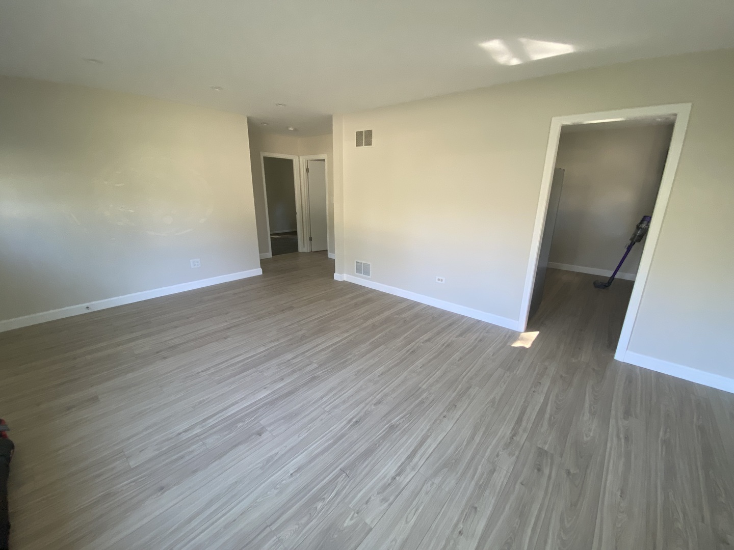 27641 W Bayview Drive Property Photo 6
