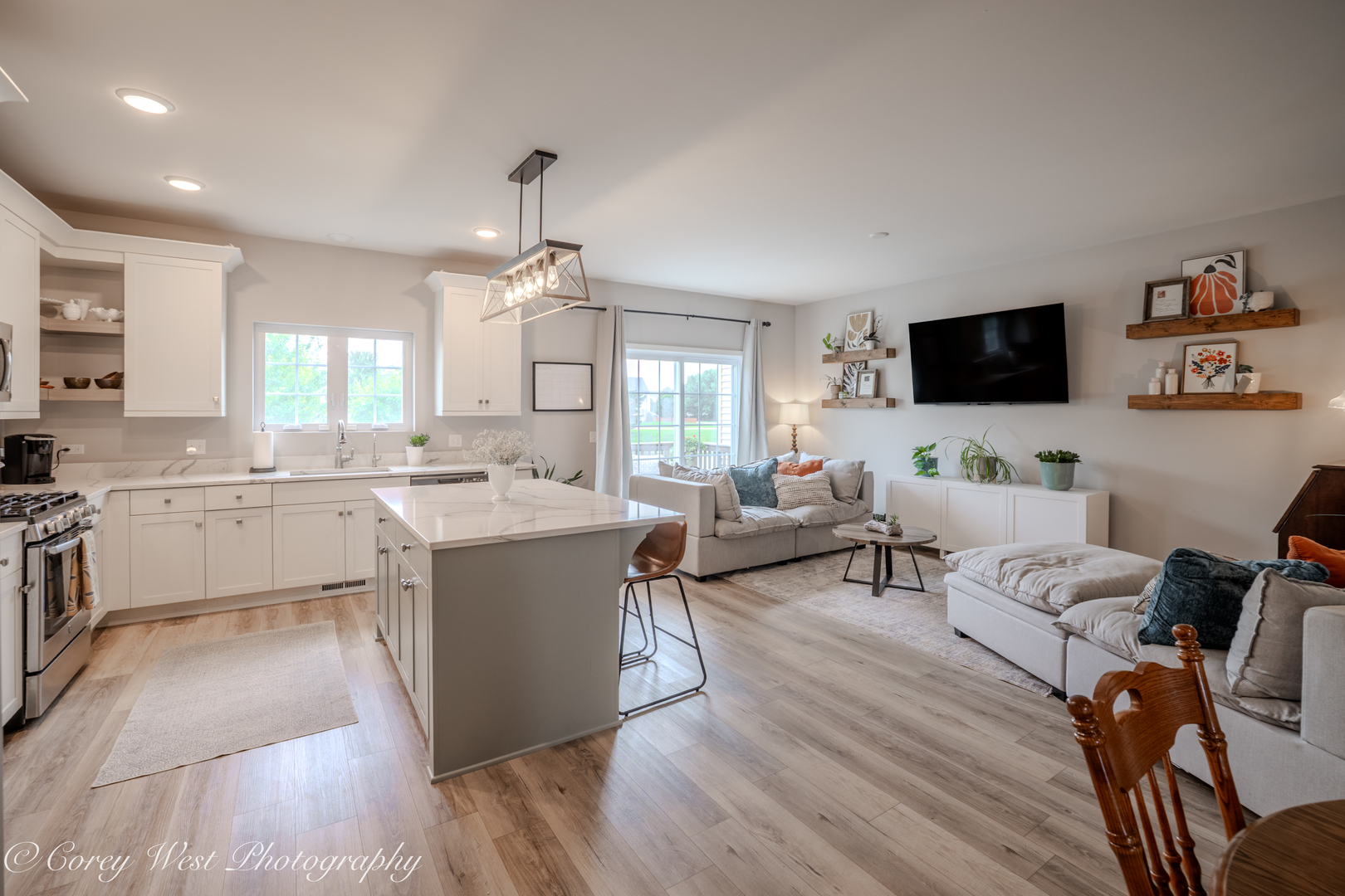 1147 Freedom Road Property Photo 11