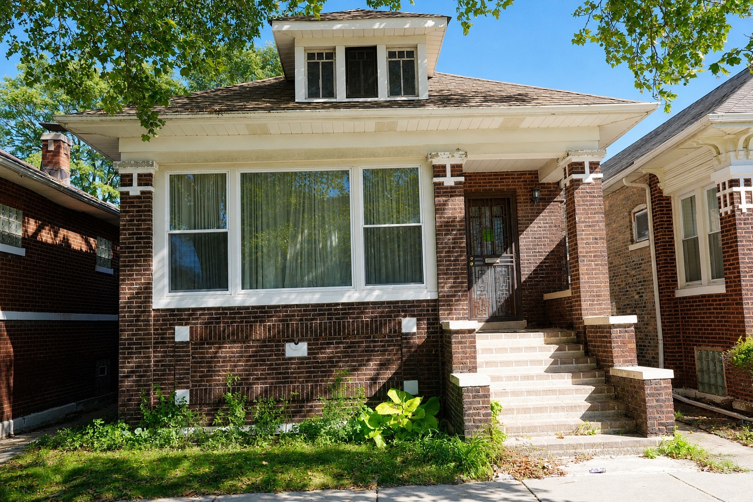 7423 S Vernon Avenue Property Photo 1