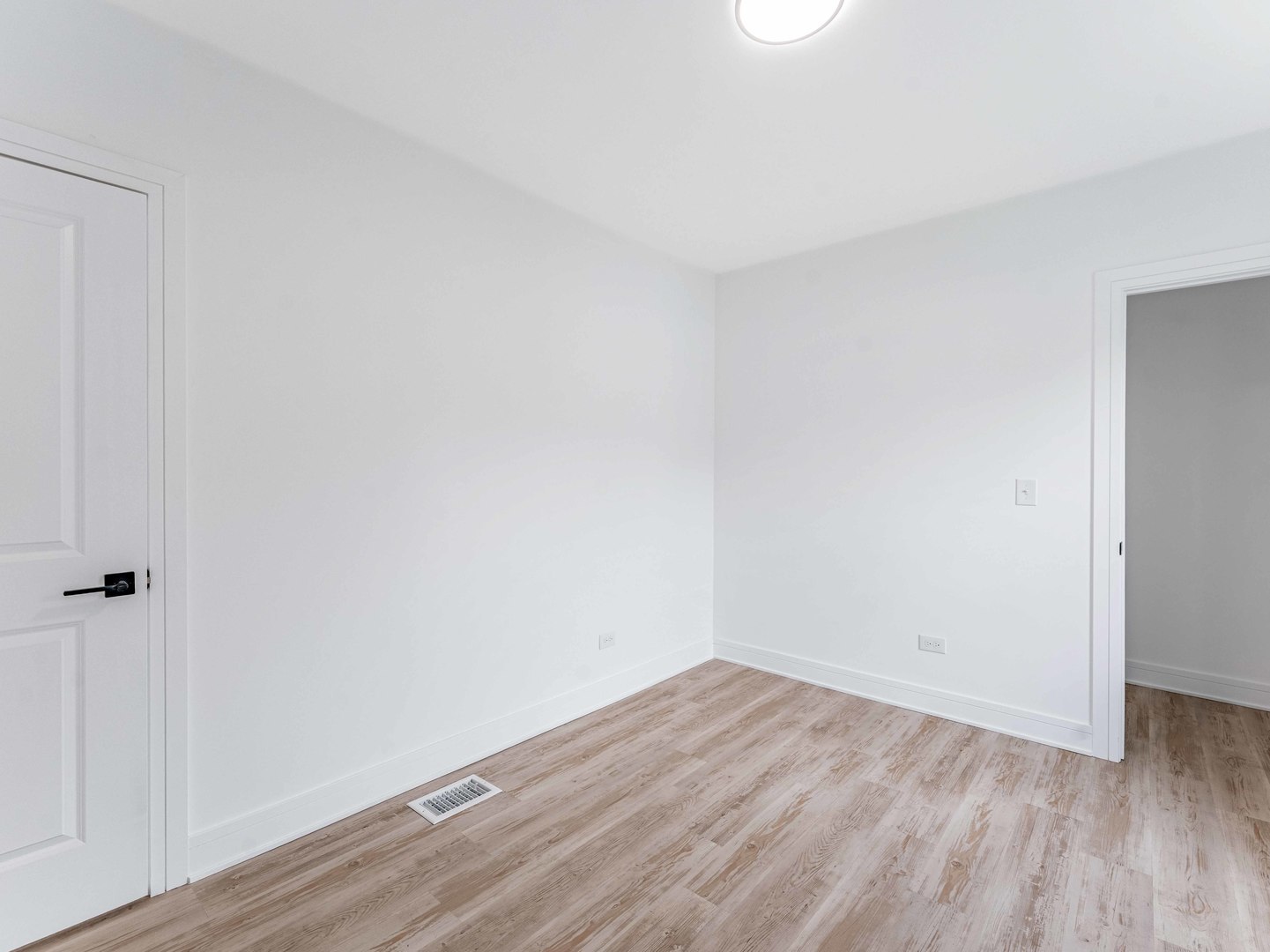 12776811 Property Photo 15