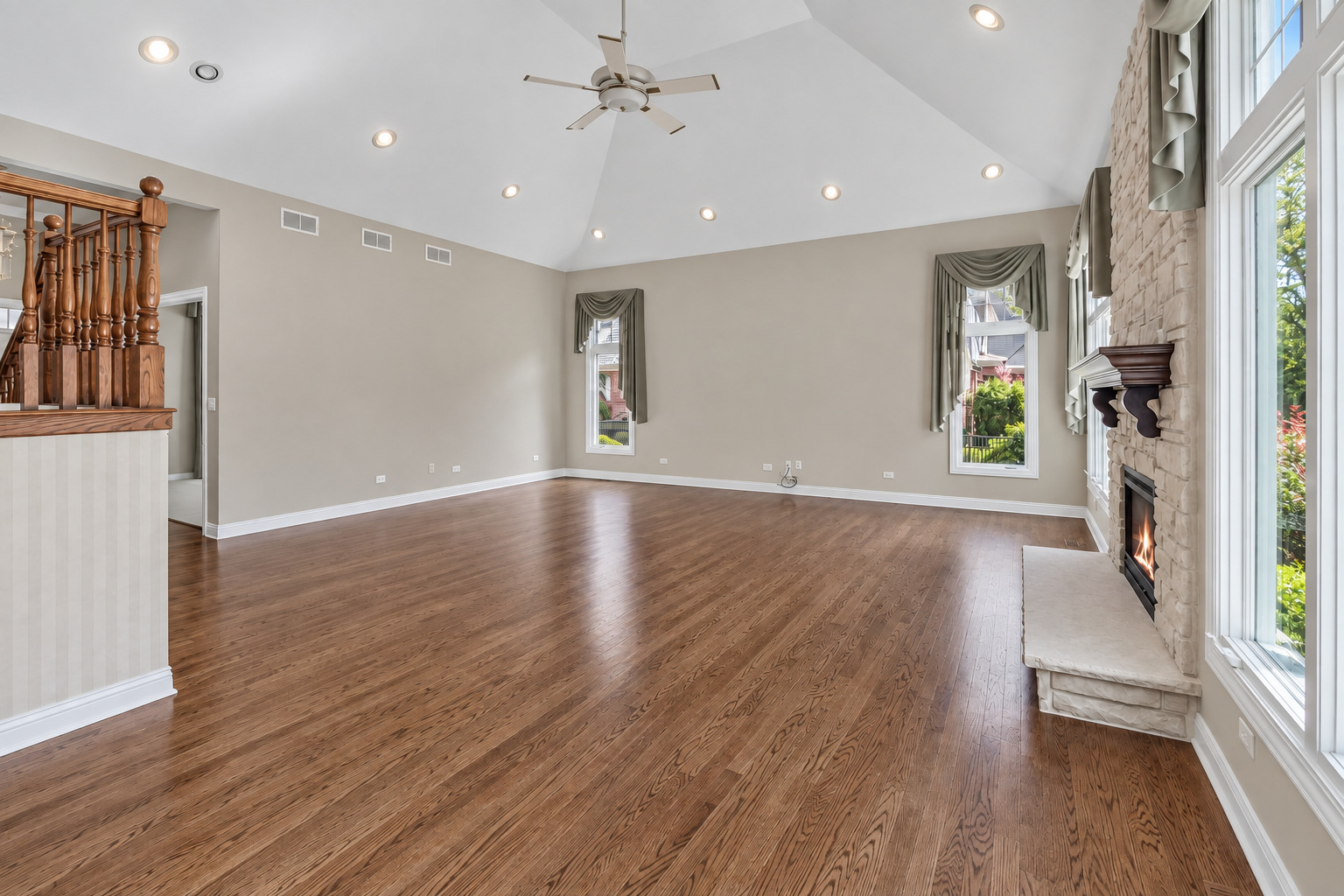 10897 Pioneer Trail Property Photo 6