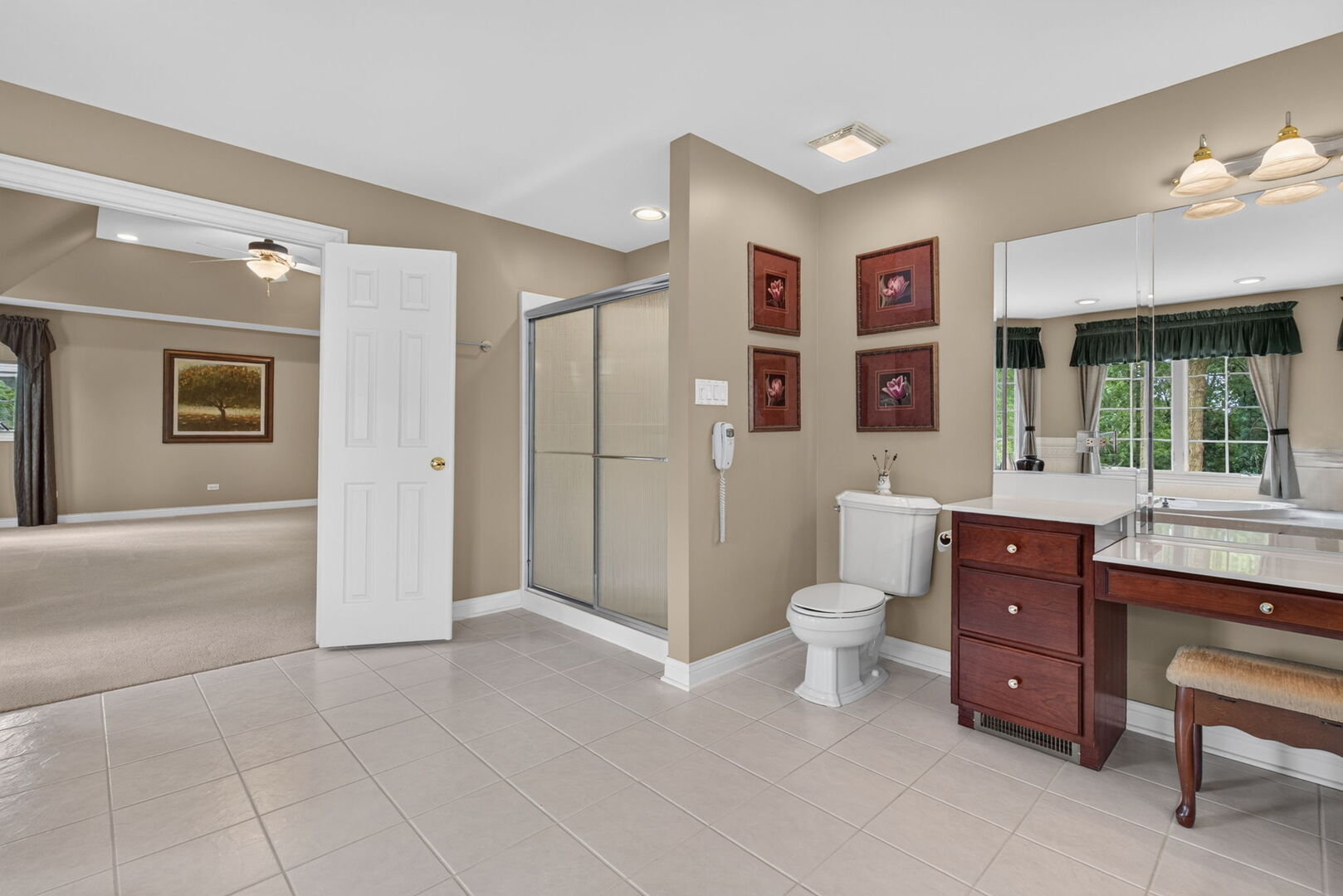 10897 Pioneer Trail Property Photo 33