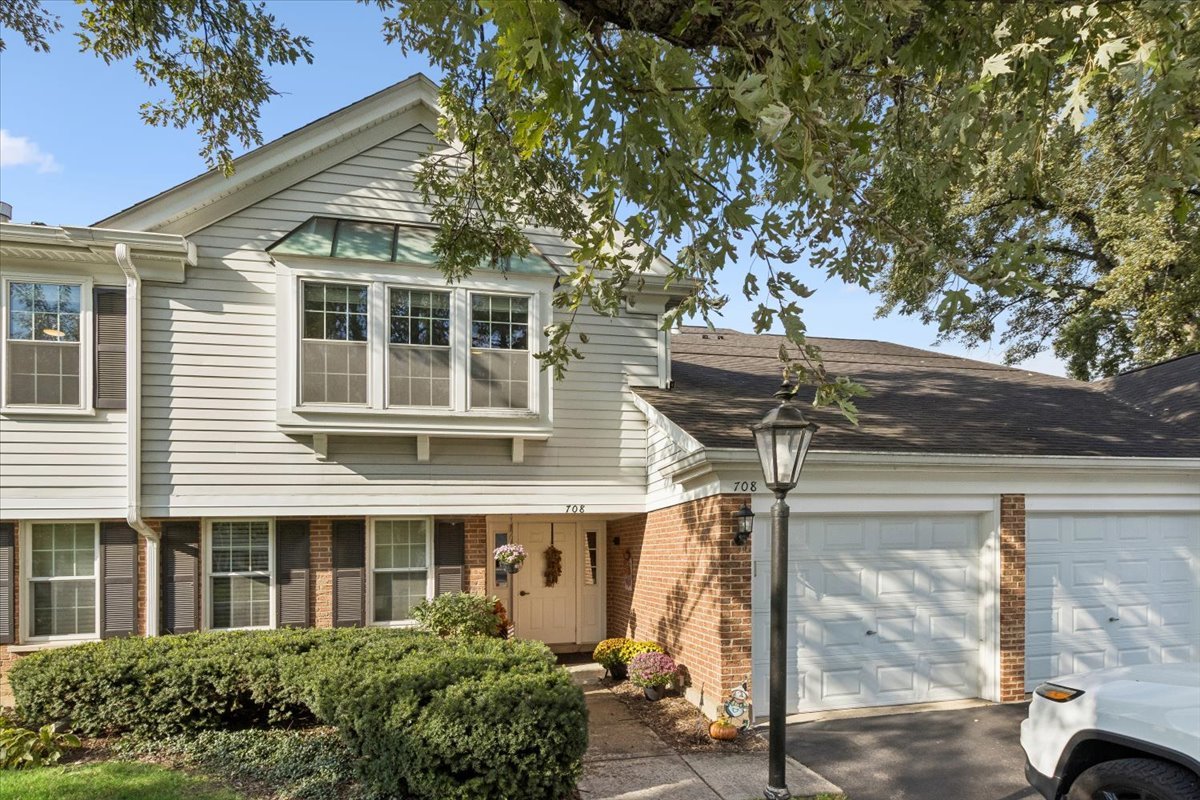708 Burr Oak Lane B Property Photo 1