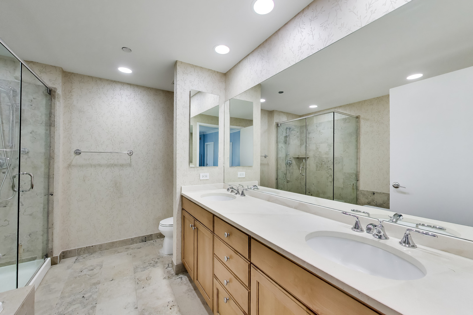600 N Lake Shore Drive 3011 Property Photo 30