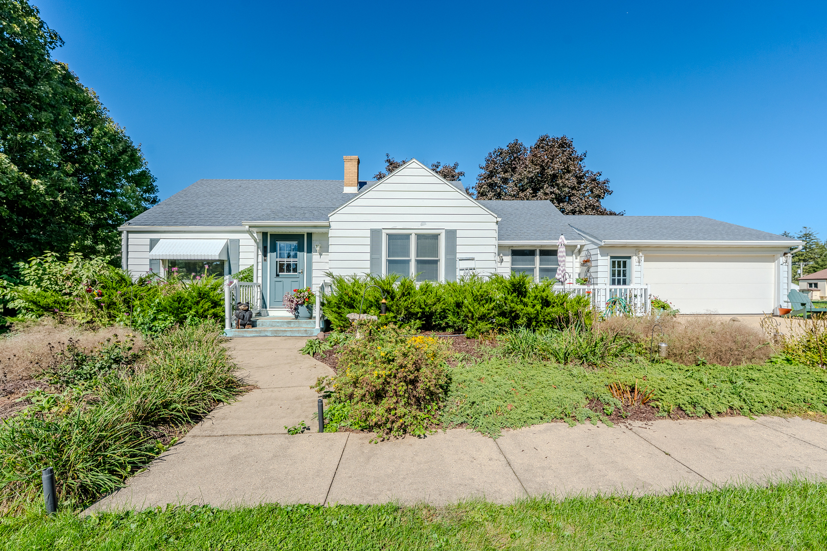 984 Fairview Street Property Photo 1