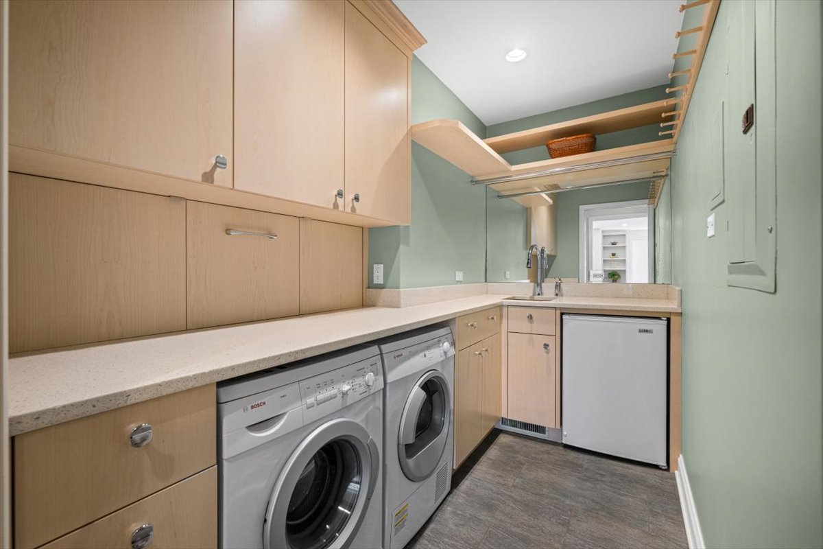 12776924 Property Photo 13
