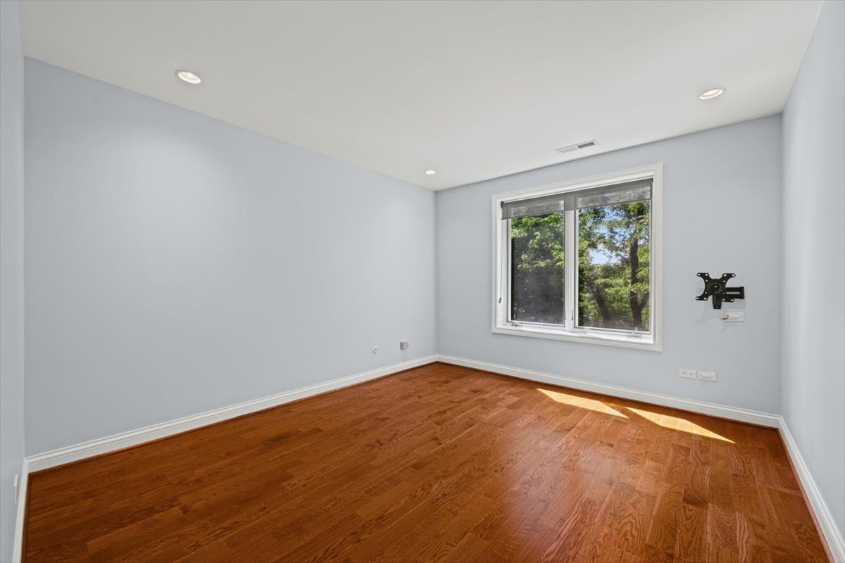 12776924 Property Photo 15
