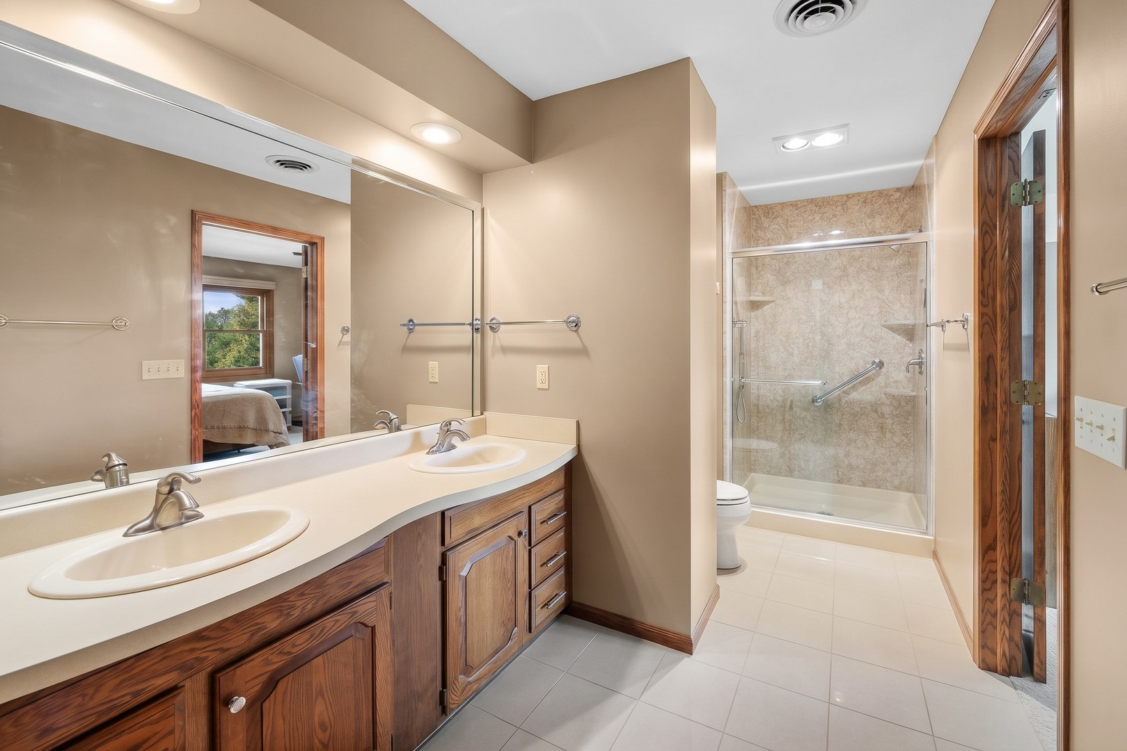 3415 Woodcrest Drive Property Photo 44