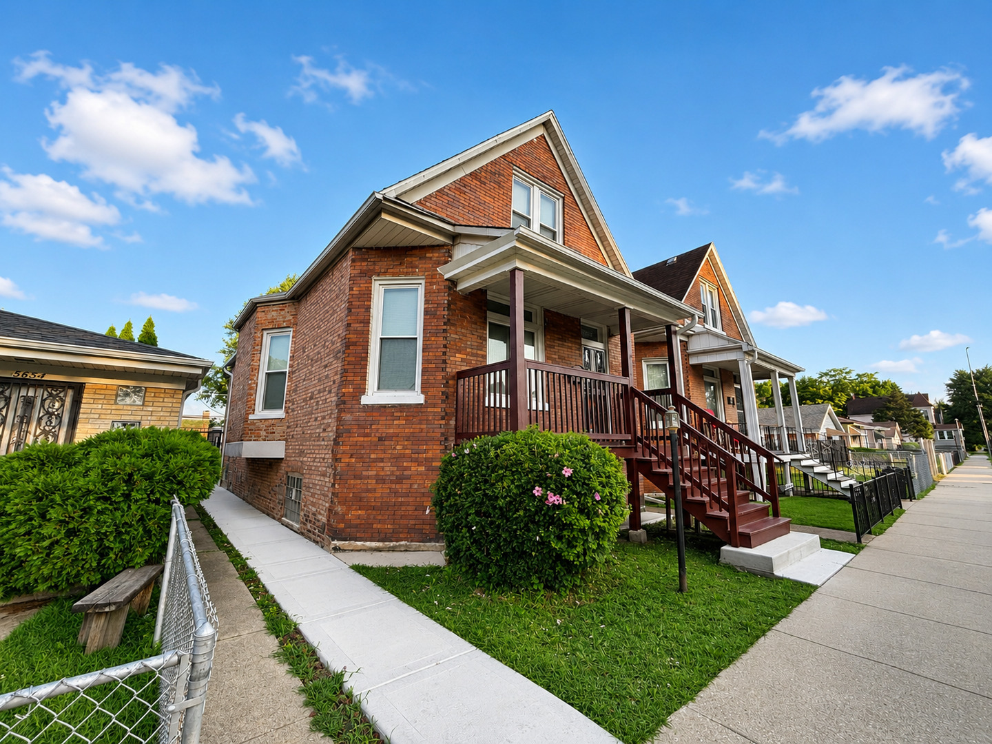5652 S Shields Avenue Property Photo 1