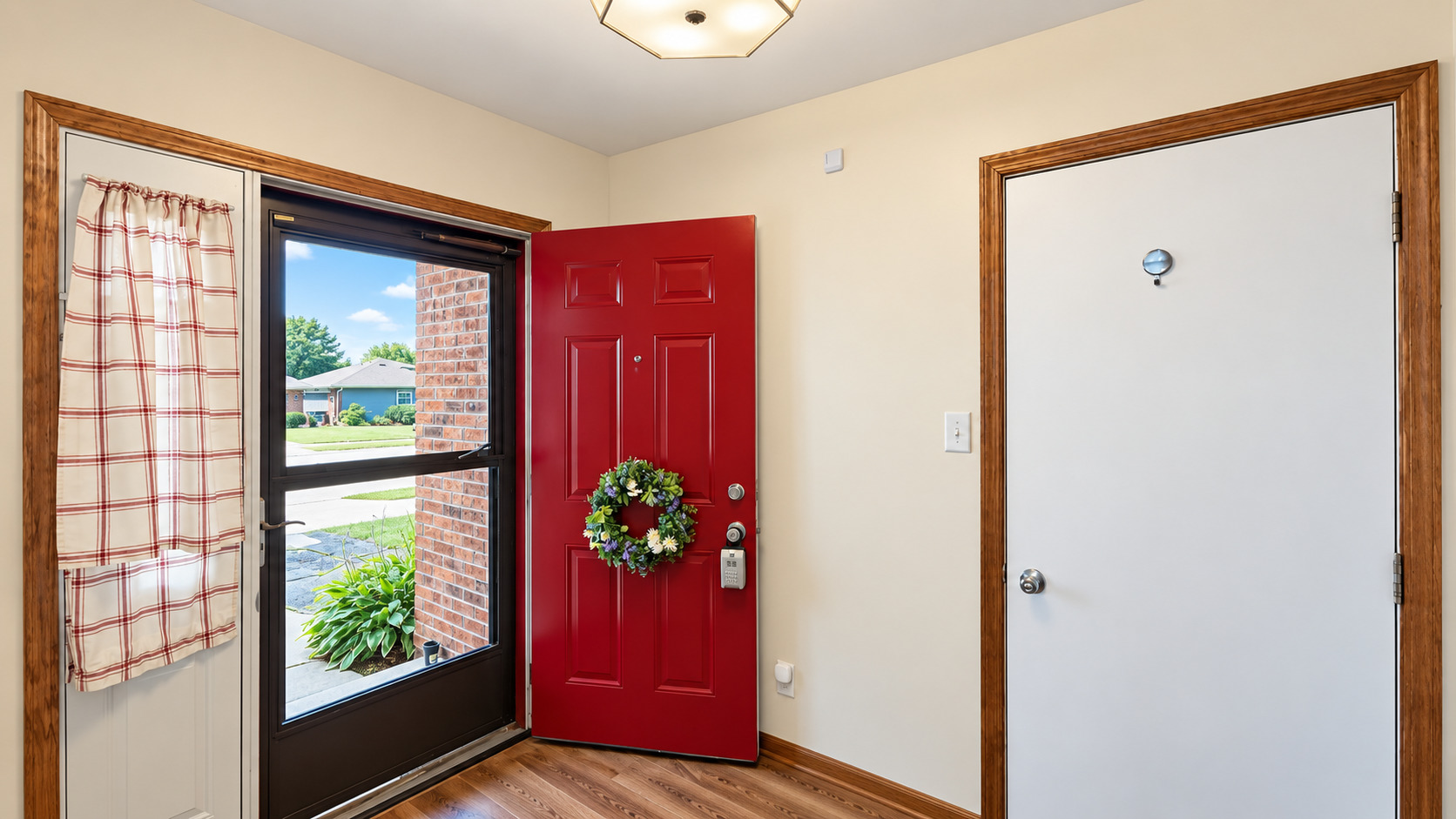 3049 Kimberly Street Property Photo 4