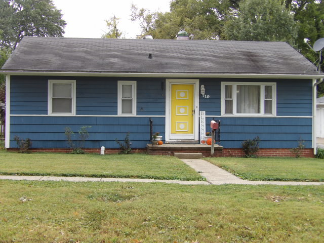 719 S Mckinley Street Property Photo 1