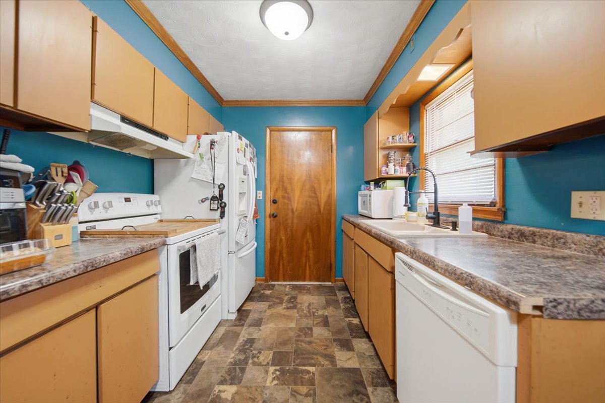 116 Shady Lane Property Photo 3