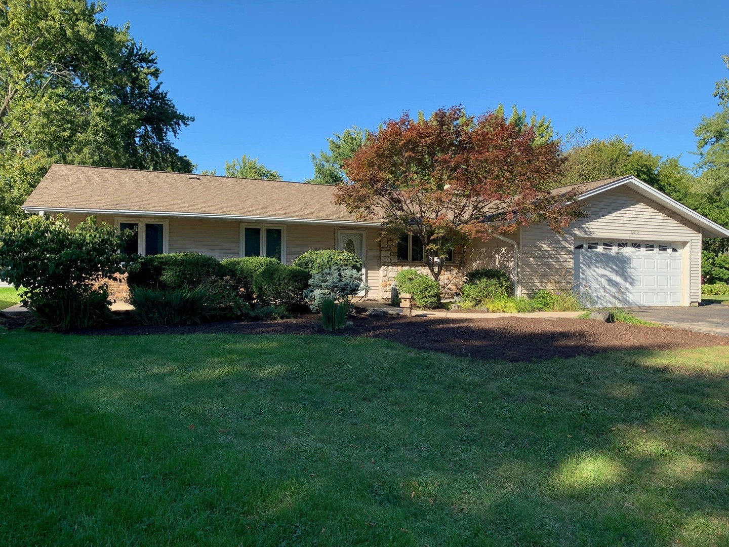 6819 Kincaid Court Property Photo 1