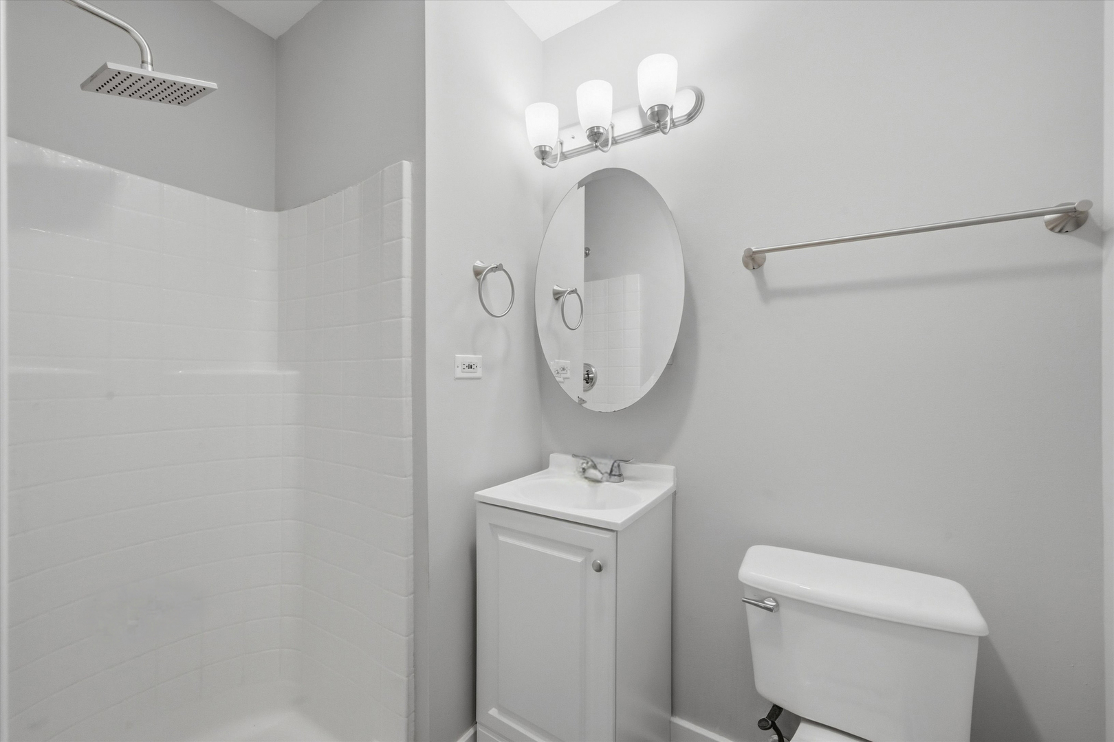 4858 S Indiana Avenue 204 Property Photo 5