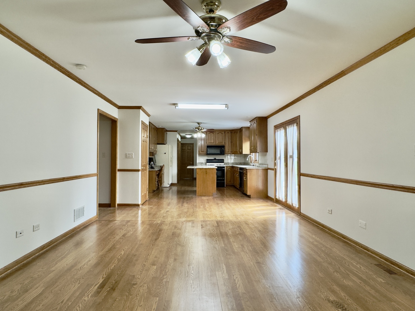 10433 Amber Lane Property Photo 17