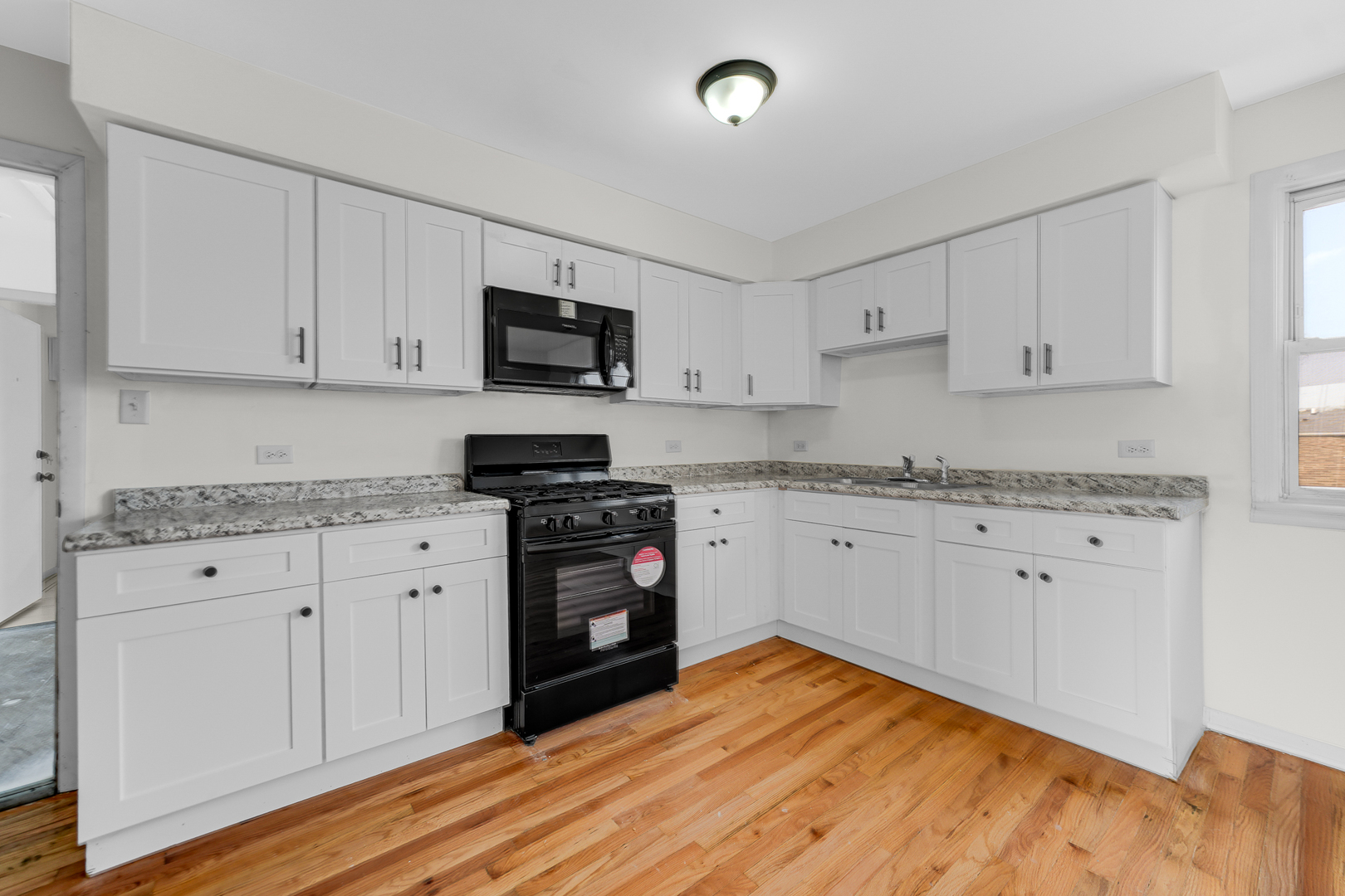 14544 S San Francisco Avenue Property Photo 15