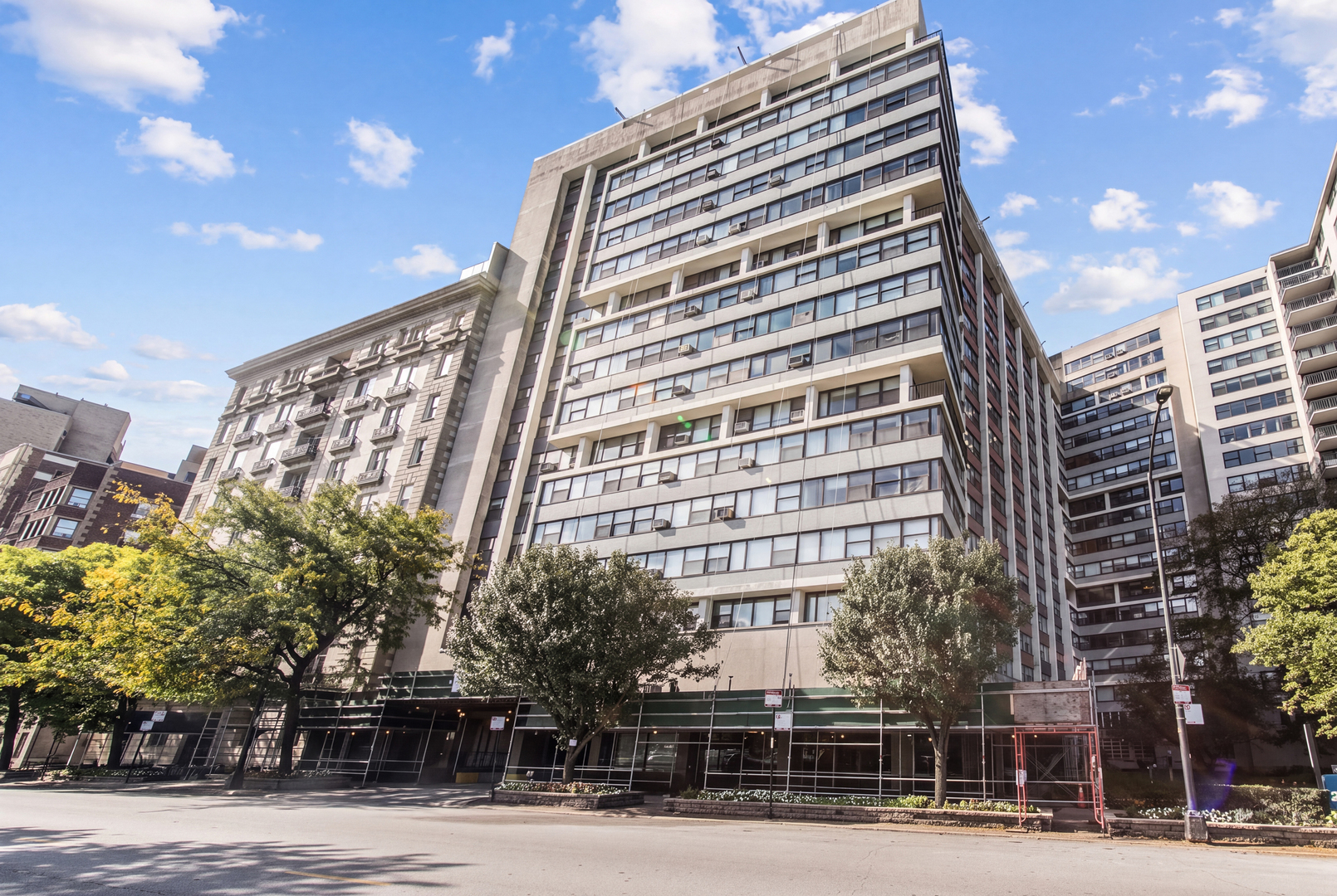 3410 N Lake Shore Drive 15g Property Photo 2