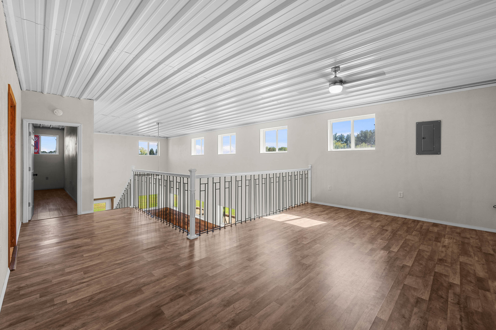 955 300th Street Property Photo 25