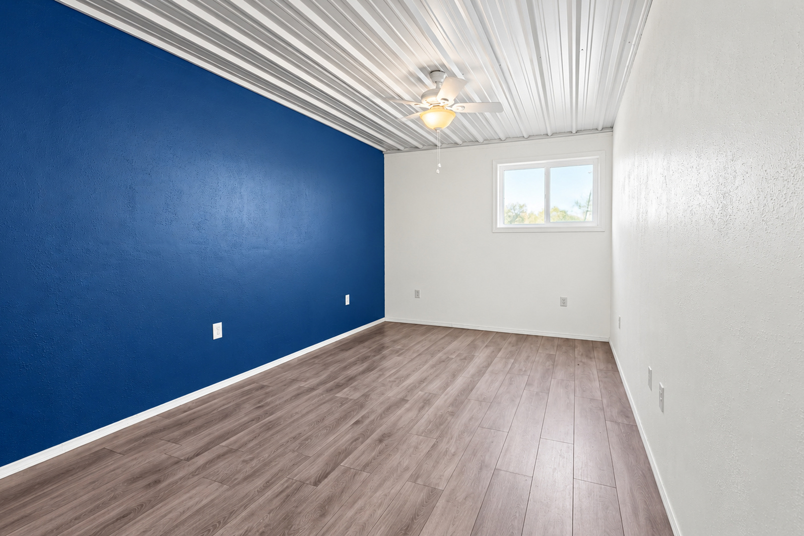 955 300th Street Property Photo 29