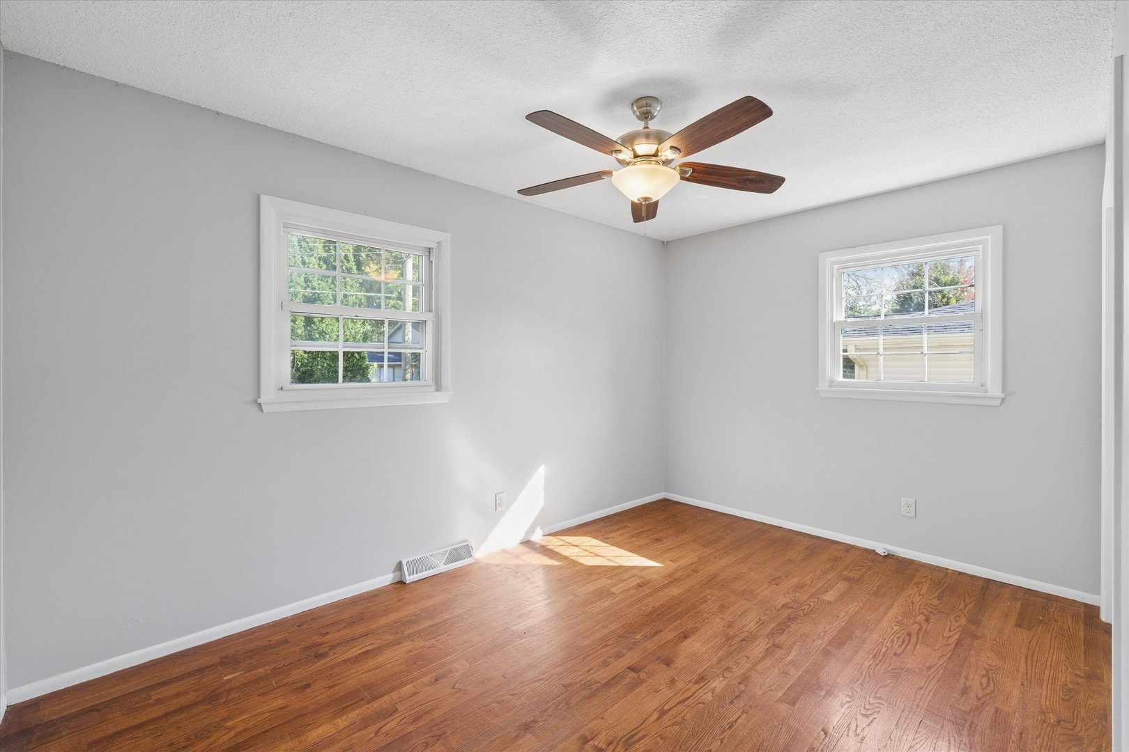 507 S 3rd Street Property Photo 16