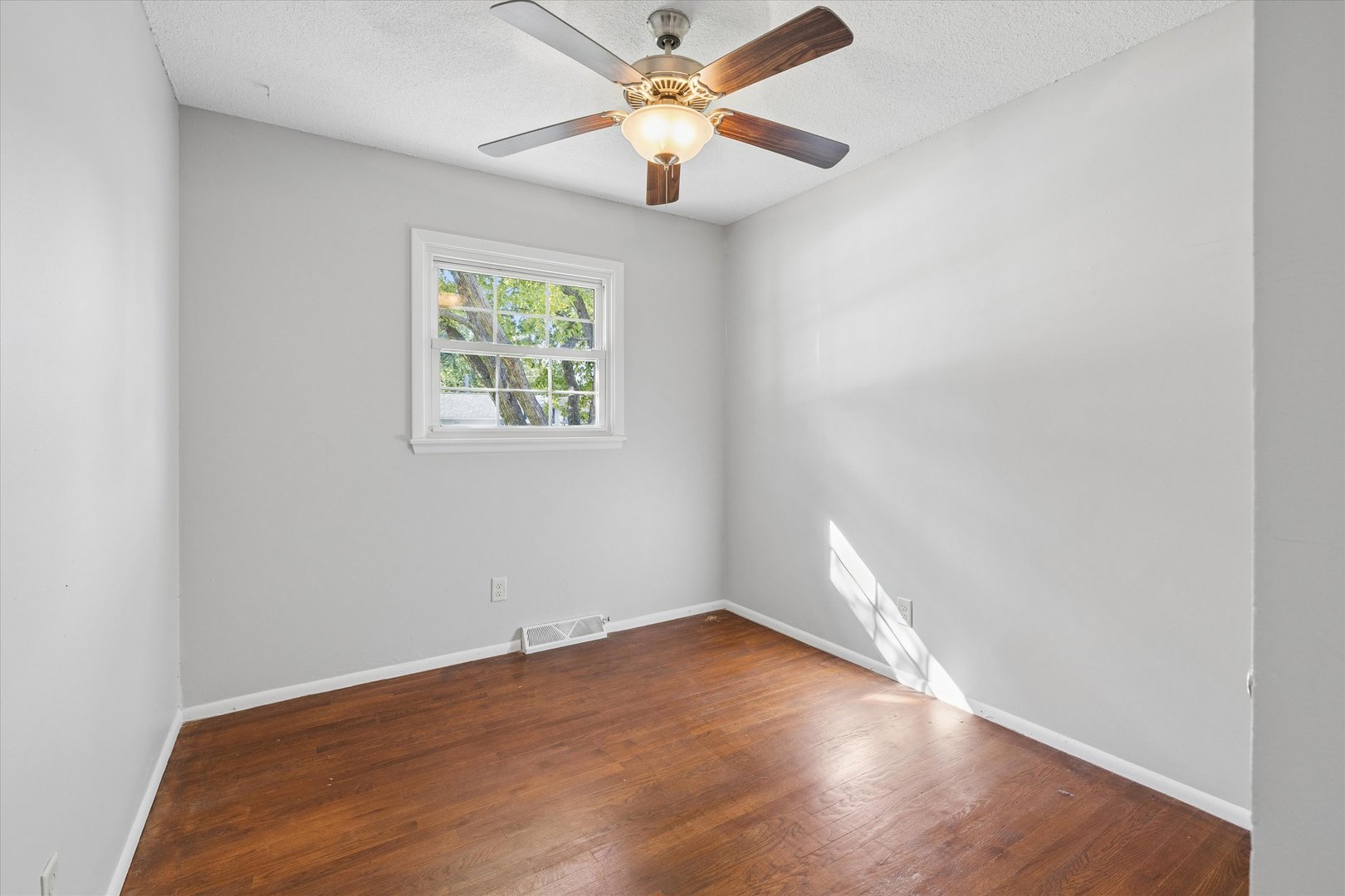 507 S 3rd Street Property Photo 20