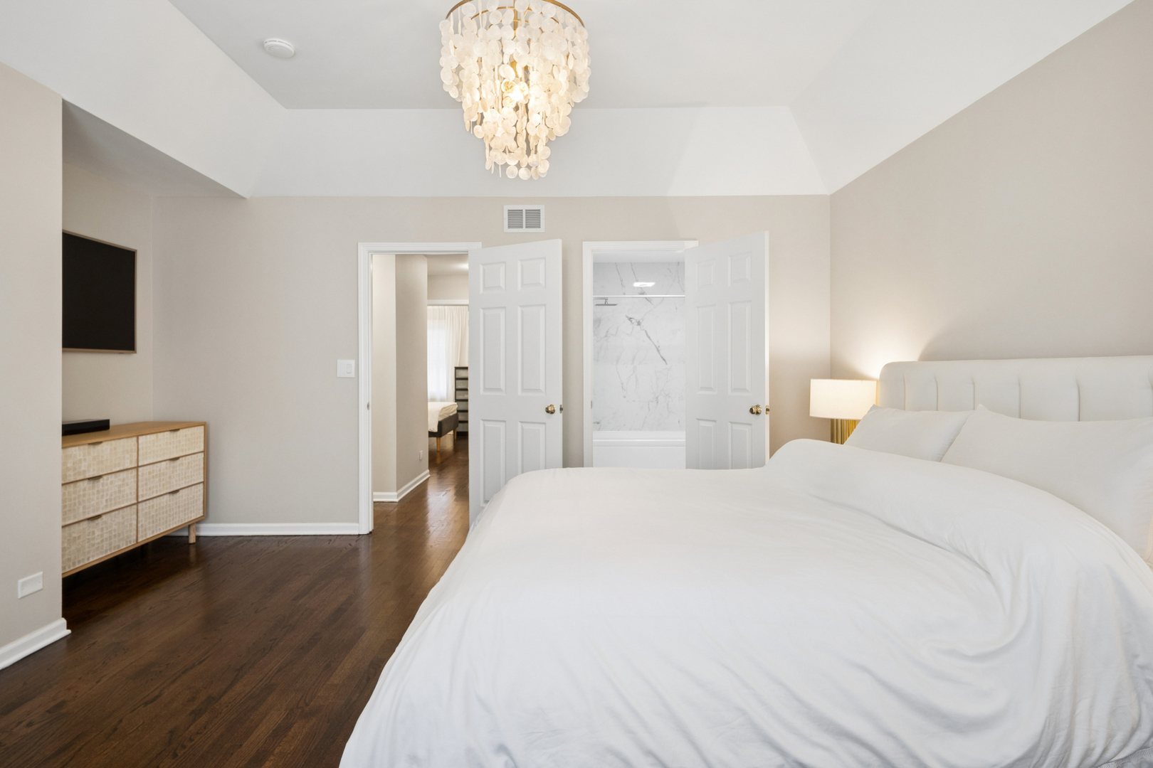 3738 Forest Avenue Property Photo 12
