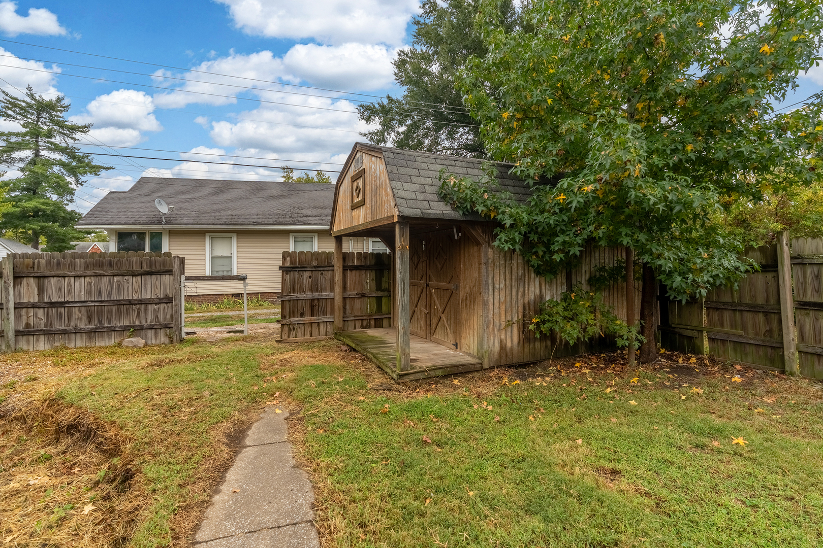 12777079 Property Photo 23