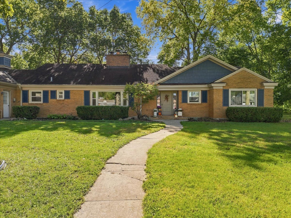 1020 Eustace Drive Property Photo 1