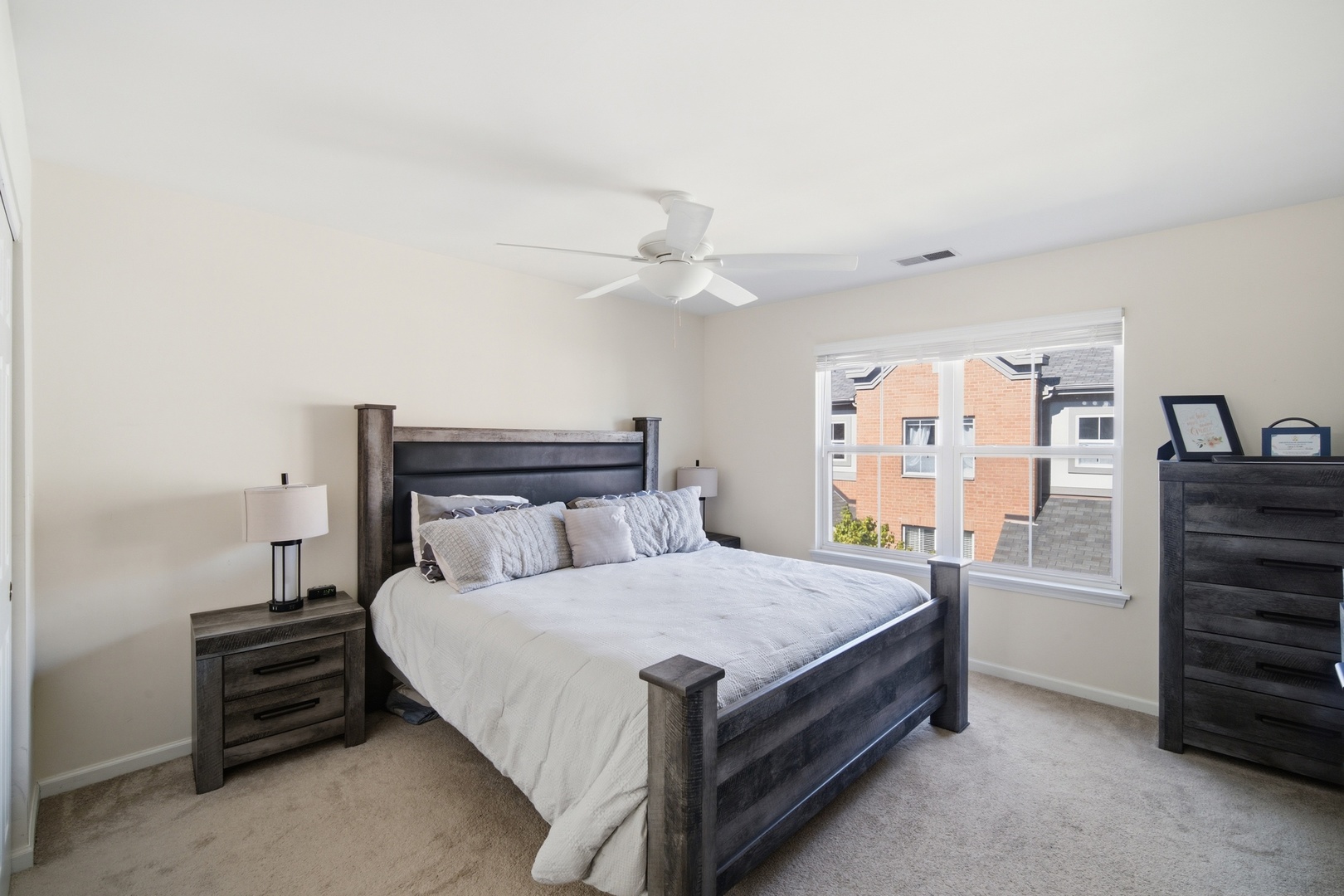 1103 N Claremont Drive Property Photo 16