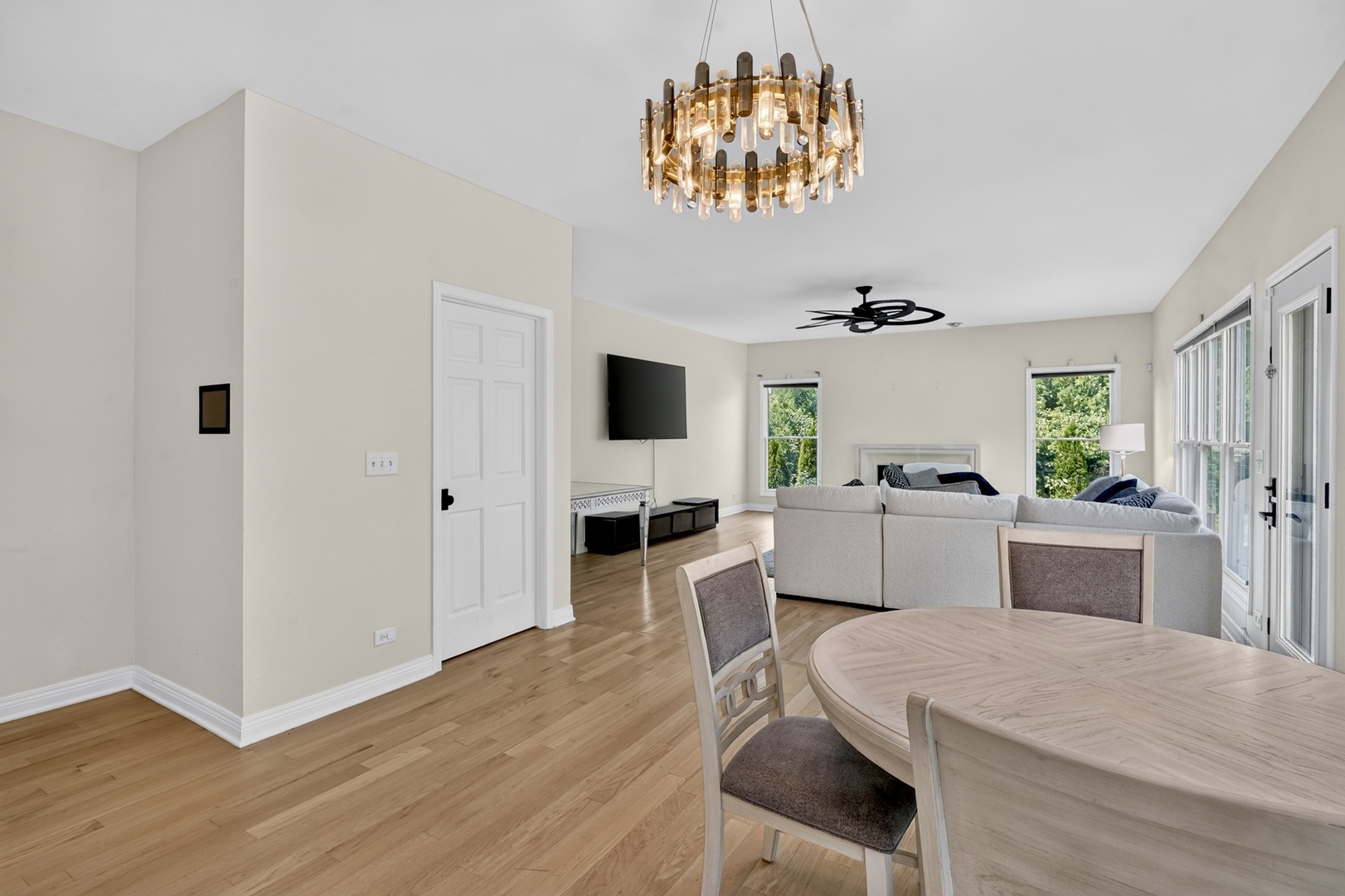 1685 Marion Street Property Photo 17