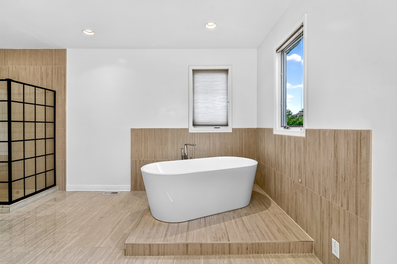 1685 Marion Street Property Photo 55