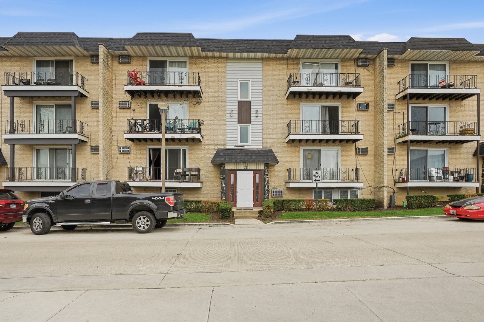 37 W 66th Street 5 Property Photo 1