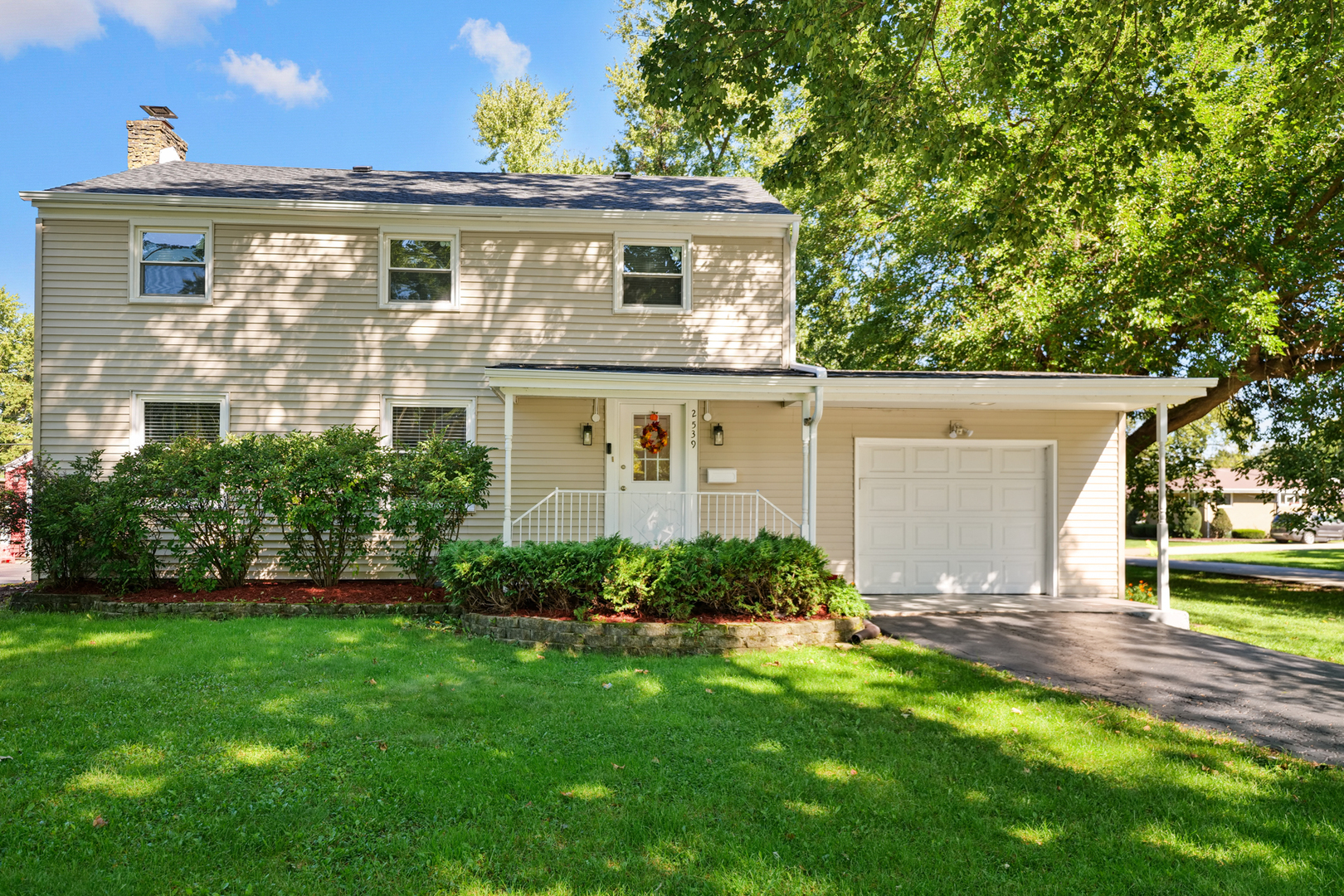 2539 Dougall Road Property Photo 1